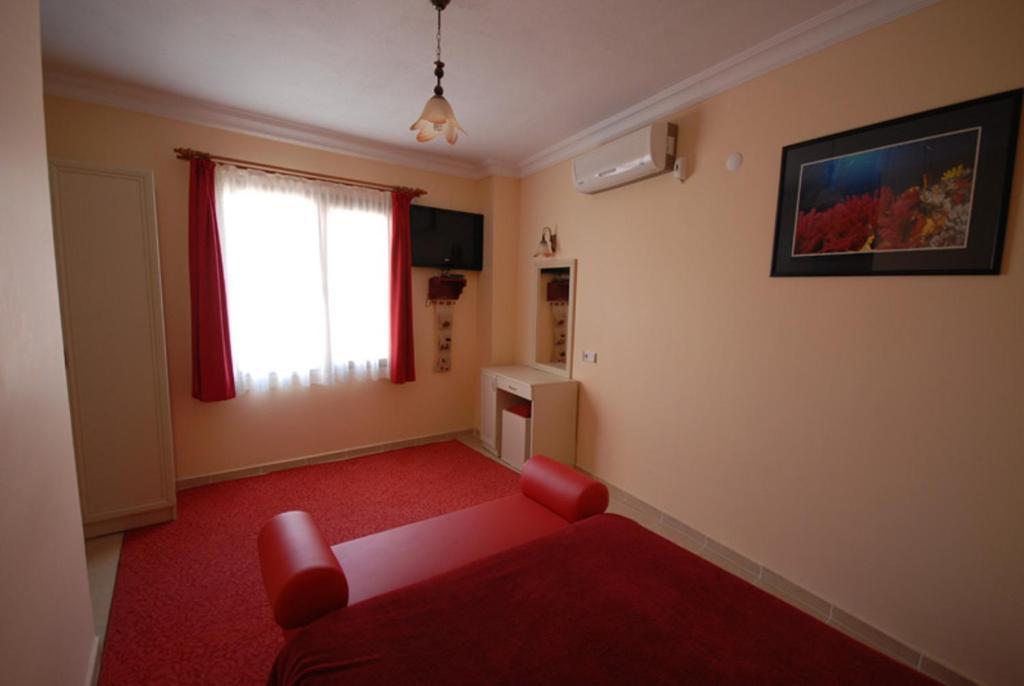 Sualti Hotel Ayvalı Quarto foto