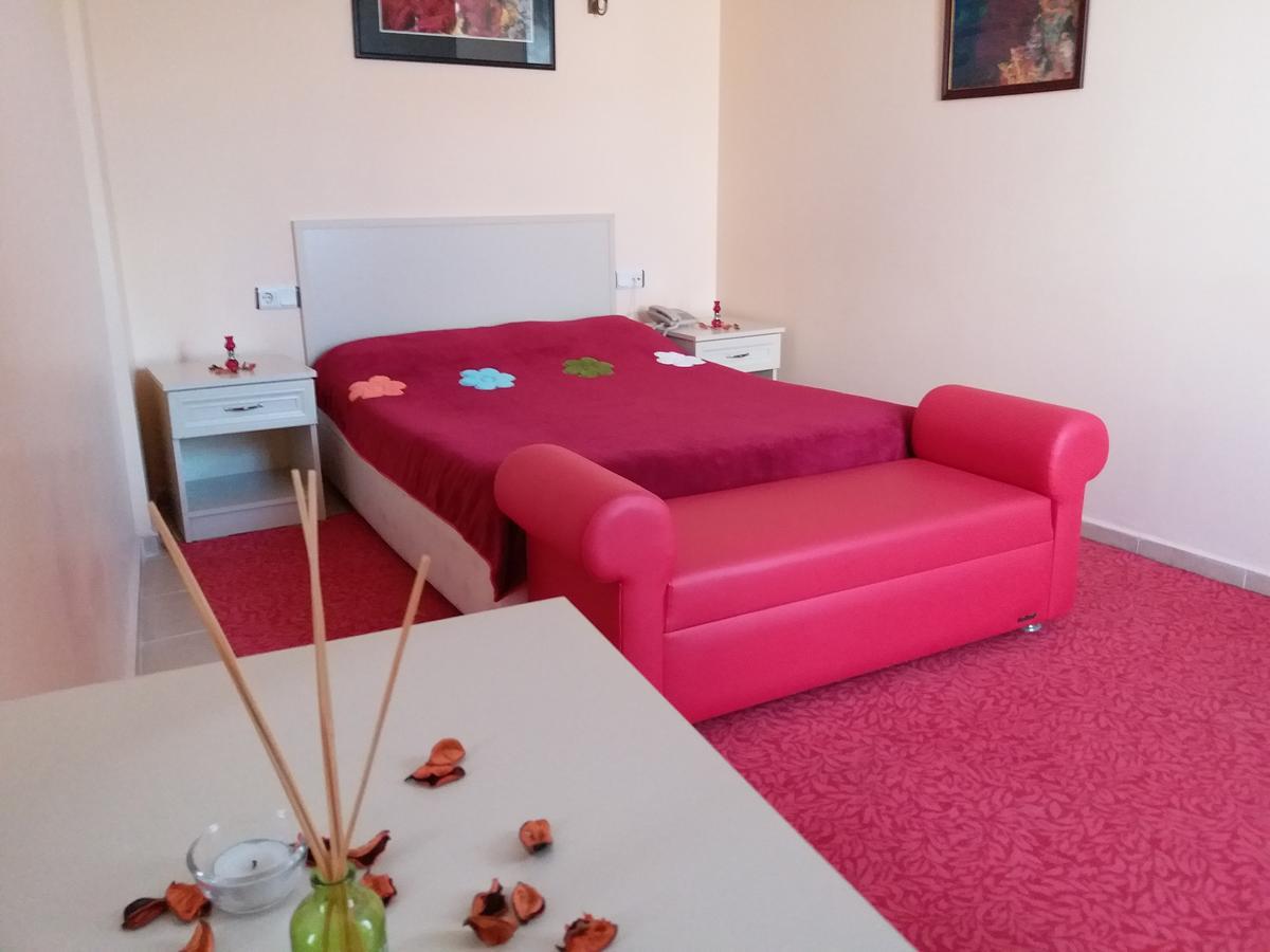 Sualti Hotel Ayvalı Quarto foto